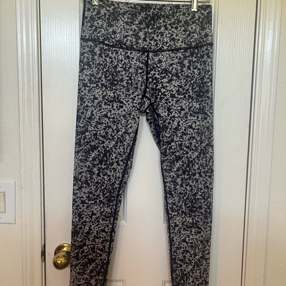 Zella Black & Gray Speckled Athletic Leggings